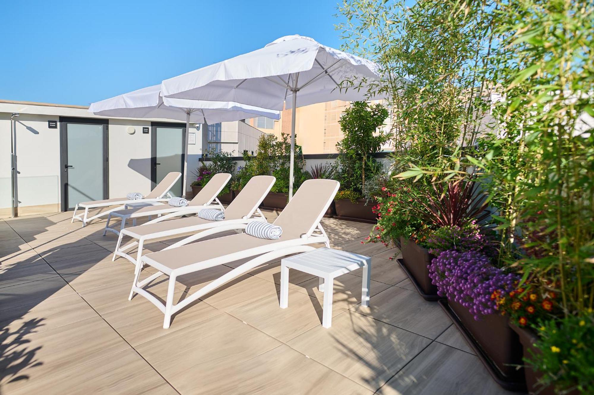 Apartamentos Luna Suites Granada Exteriér fotografie