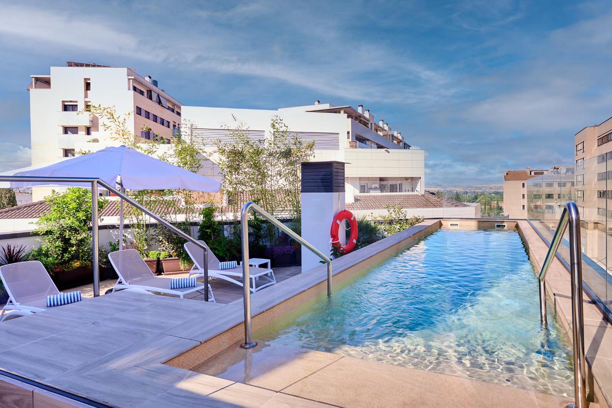 Apartamentos Luna Suites Granada Exteriér fotografie